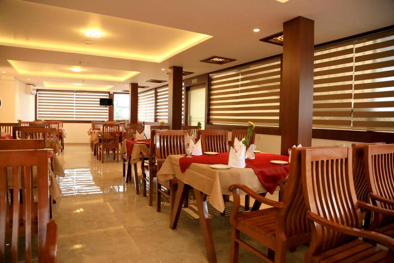Hotel Victoria International Kattappana Экстерьер фото